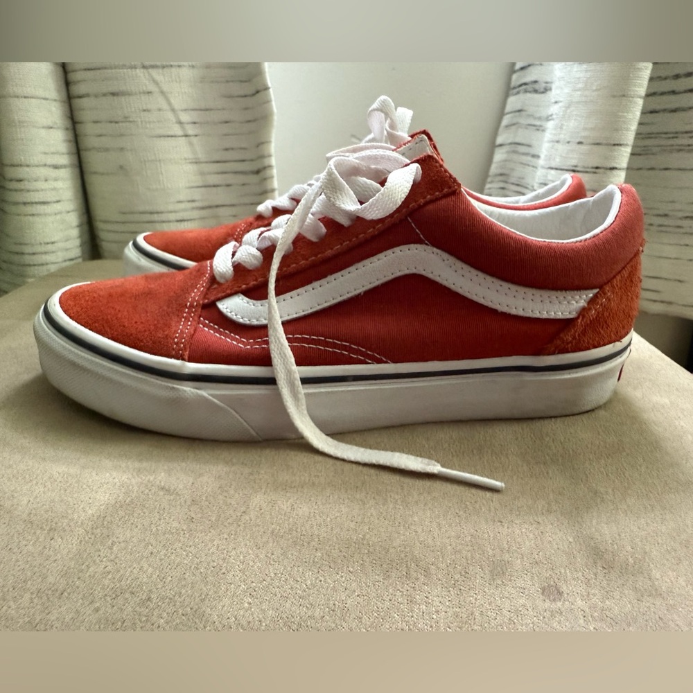 VansOld Skool Lace-Up Sneakers Size 6.5